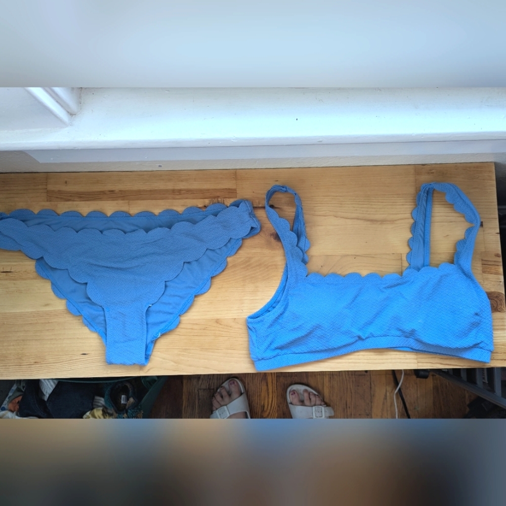 Square Neck Scallop Bikini Set
